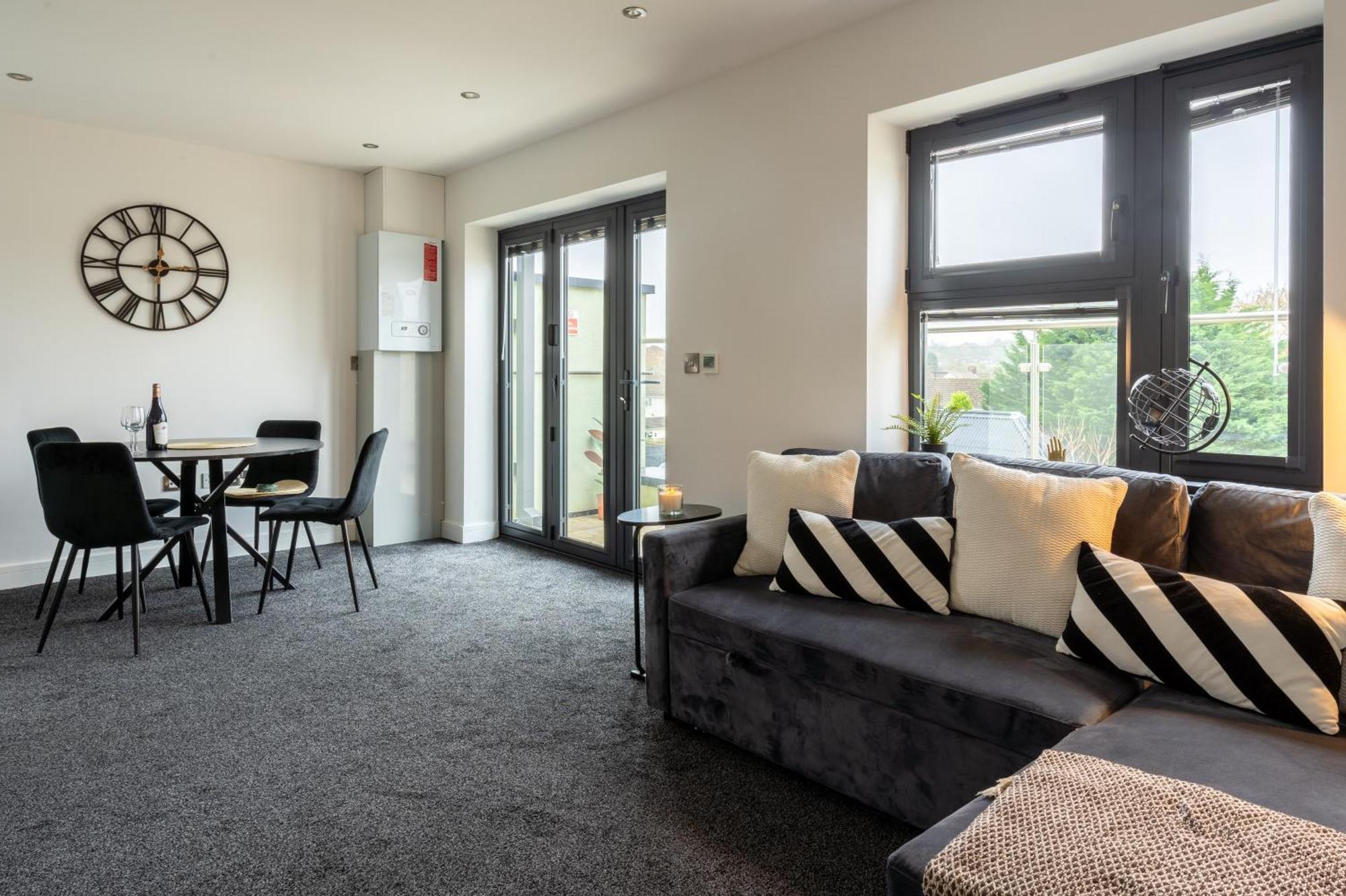 Modern 2-Bed Apartment With Balcony, Close To Oxford City Centre With Free Parking Luaran gambar